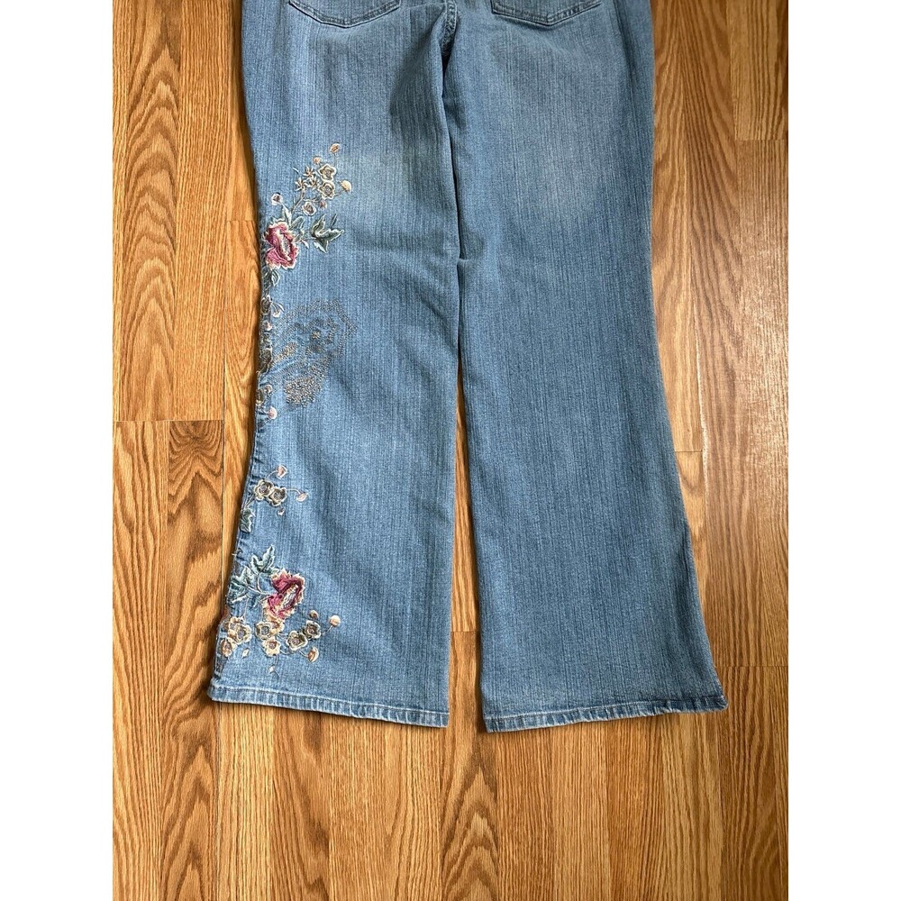 Embroidered jeans womans flair wide leg used belt buckles floral pastel flowers - Picture 2 of 9